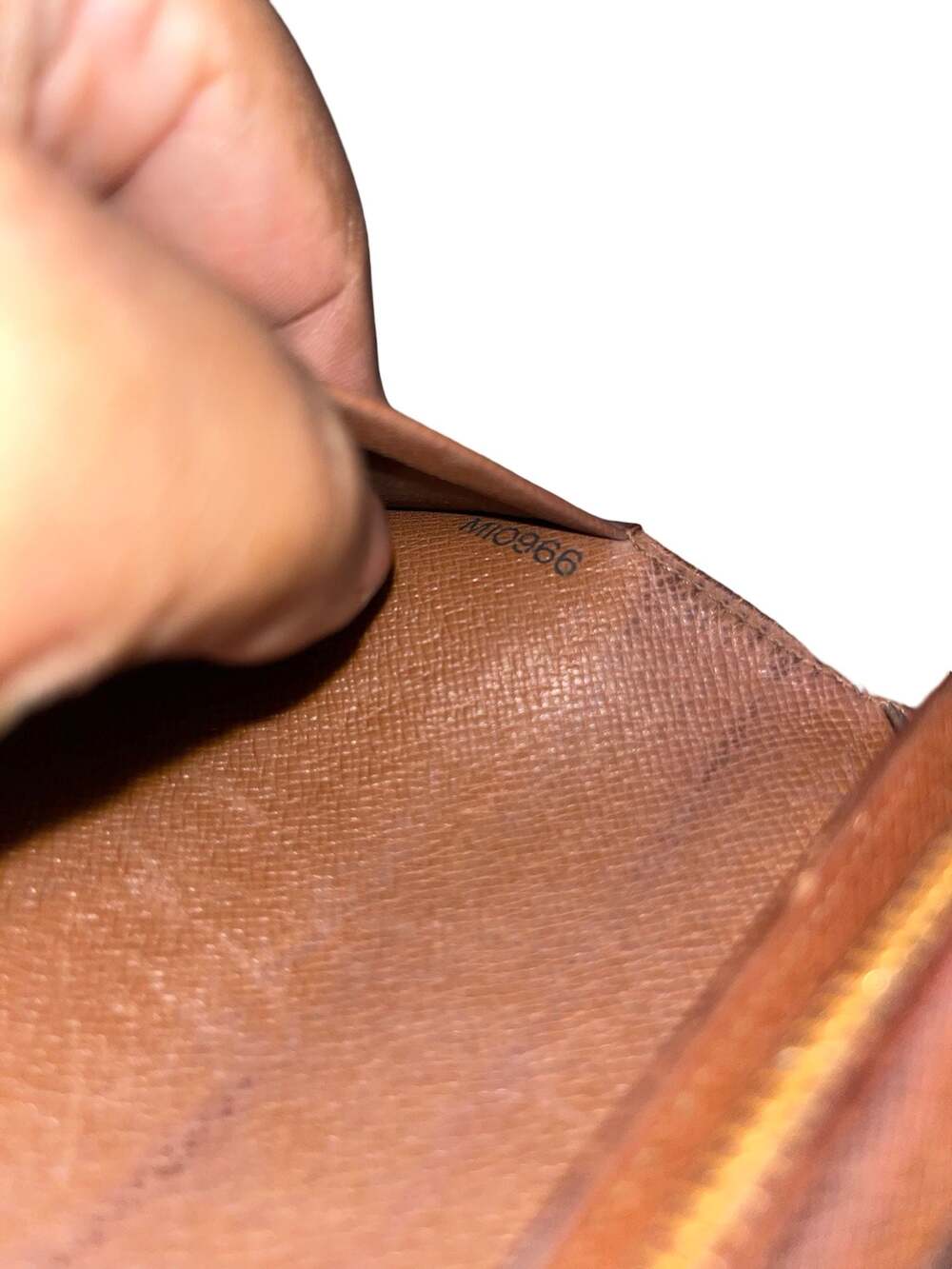 Louis Vuitton Monogram wallet - Picture 7 of 8